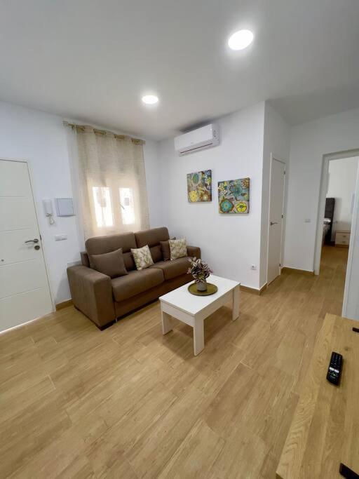 Rockside Residences Suites La Linea La Línea de la Concepción Zewnętrze zdjęcie